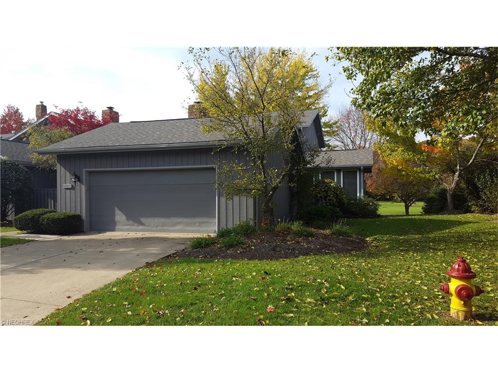2111 Prestwick Dr #3A