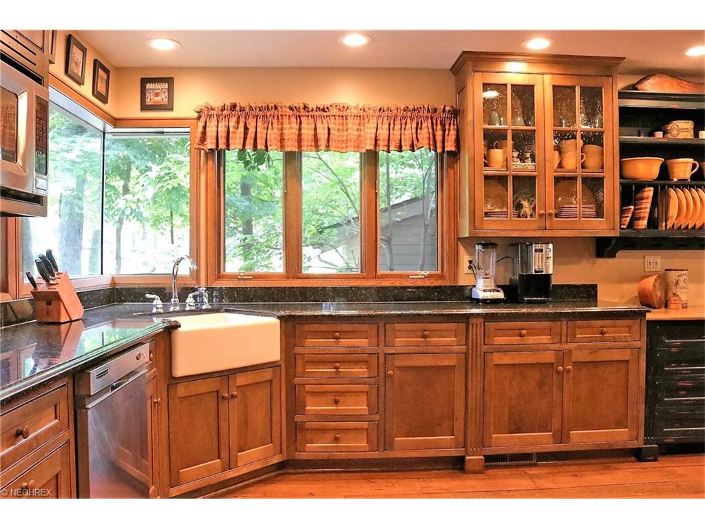 1185 Greensview Dr