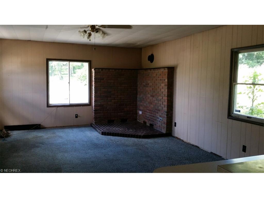 For Sale: 3004 Rexdale St SW Canton, OH 44706