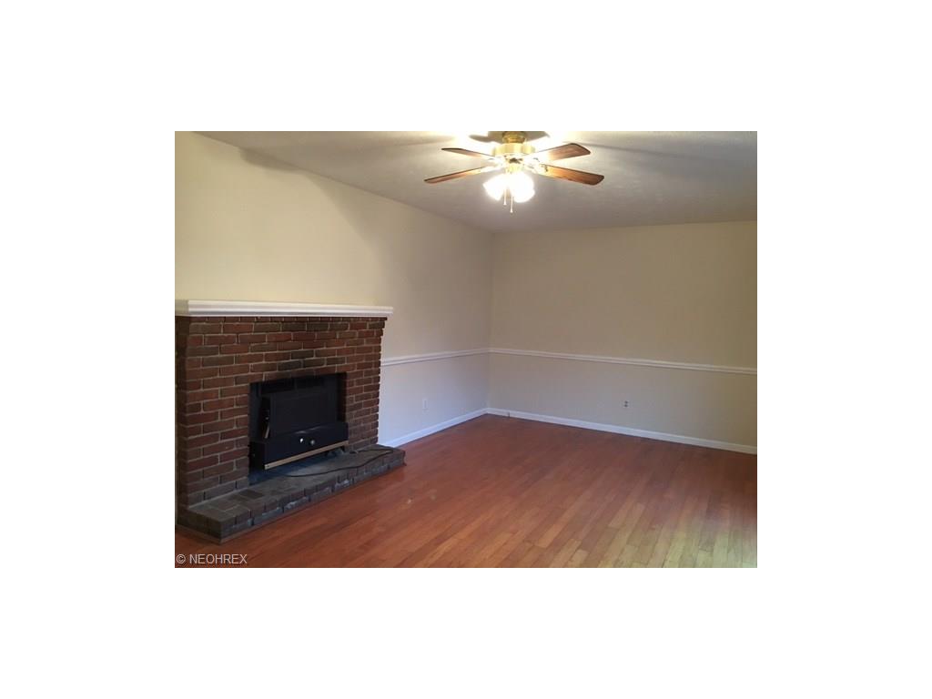 3363 Shellburne Ave NW, Canton OH 44708