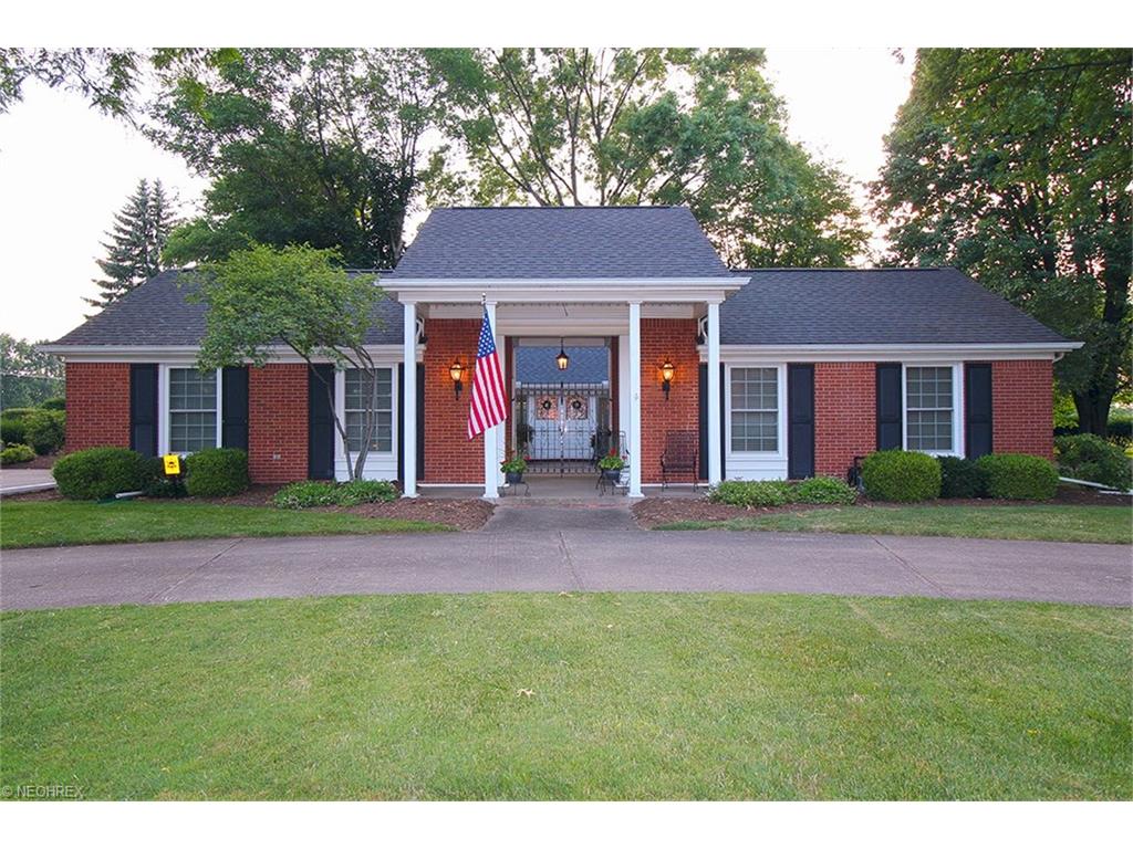 For Sale: 2949 Dunbarton Ave NW Canton, OH 44708