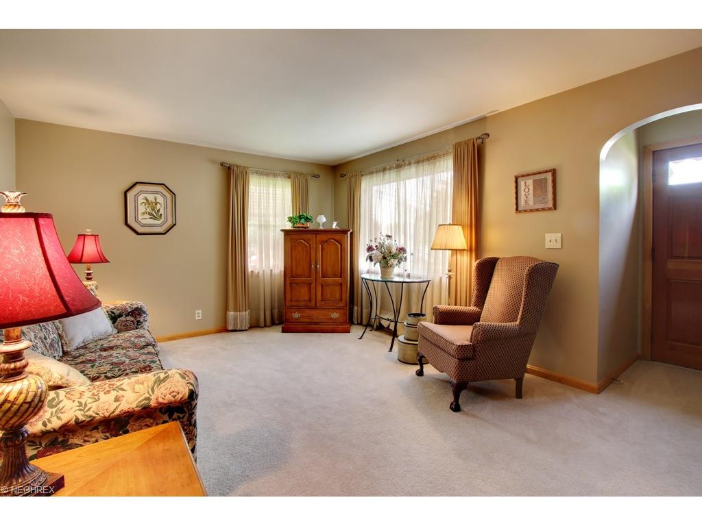 For Sale: 1100 Milford St NE Canton, OH 44714