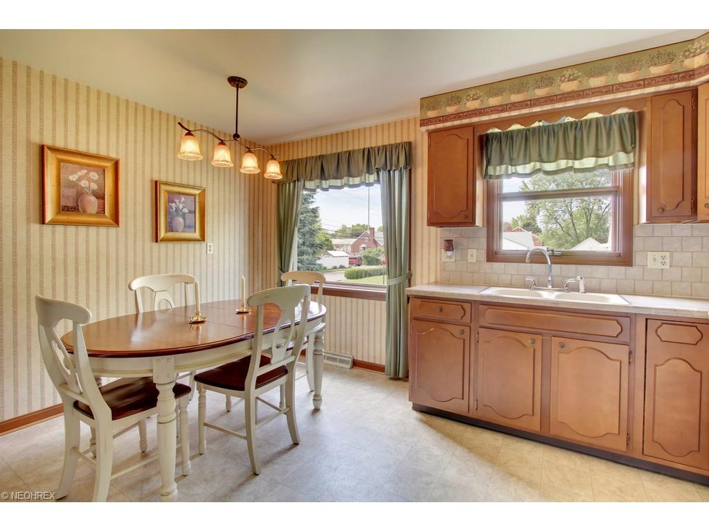 For Sale: 1100 Milford St NE Canton, OH 44714
