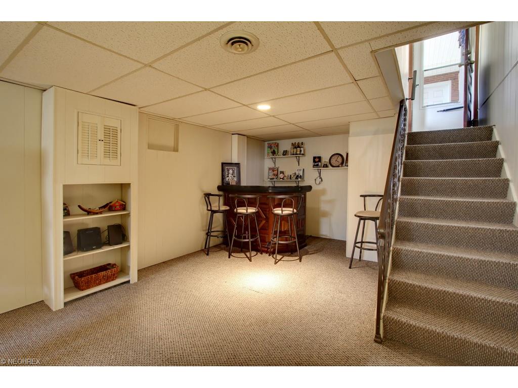 For Sale: 1100 Milford St NE Canton, OH 44714