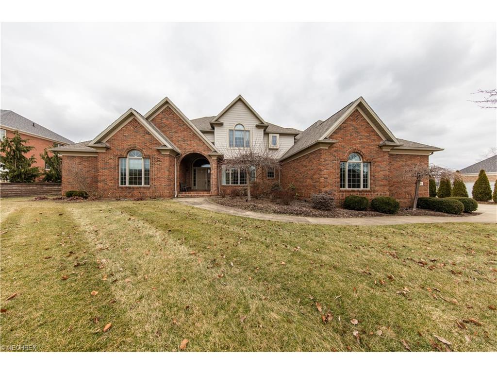 3904 Telford Dr NW, Canton OH 44718
