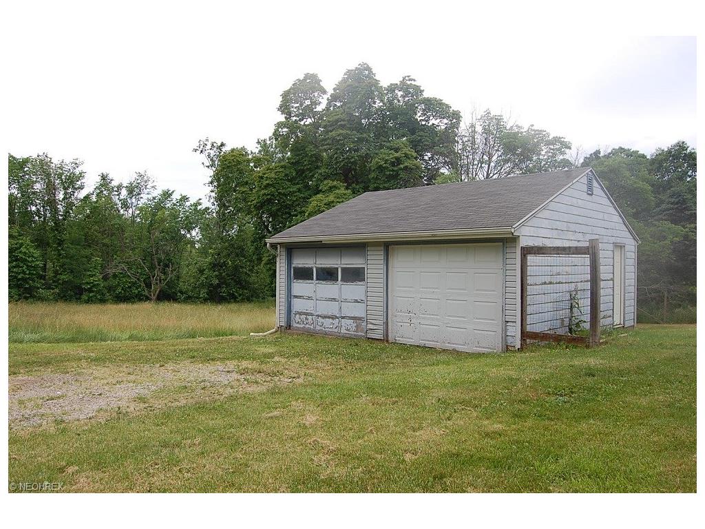 For Sale: 4330 14th St NE East Canton, OH 44730
