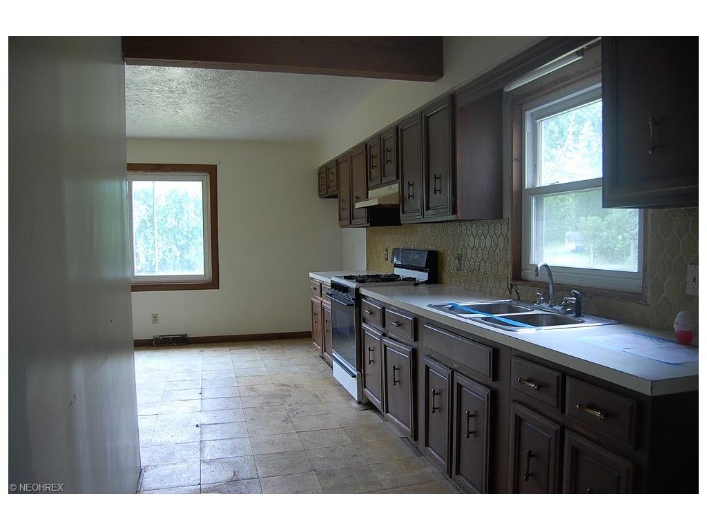 For Sale: 4330 14th St NE East Canton, OH 44730