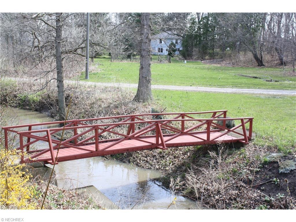 320 Scheid Rd