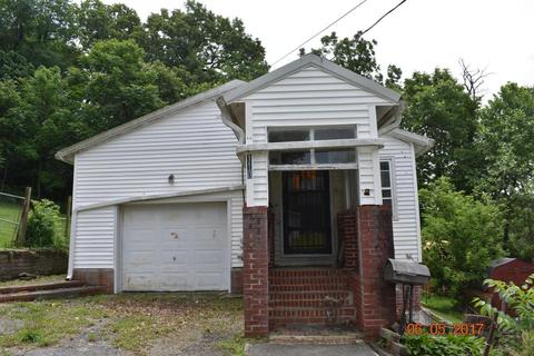 27 S Maple St