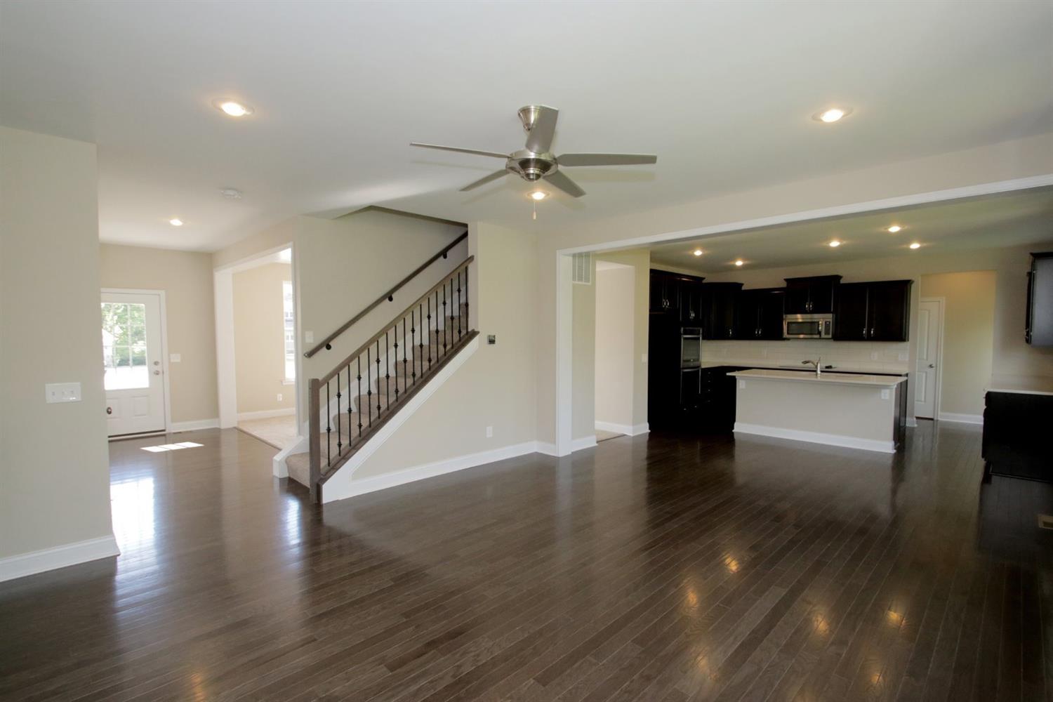 215 Edgefield Dr