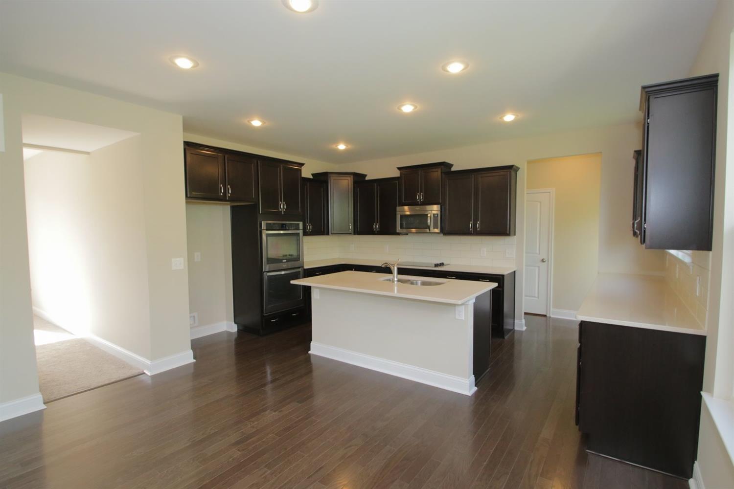 215 Edgefield Dr