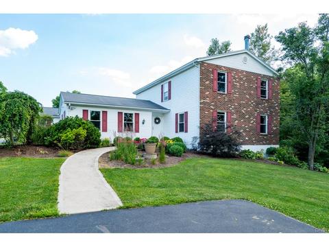 2413 Pekin Rd