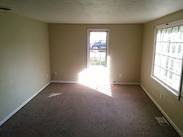 154 Montgomery Ave