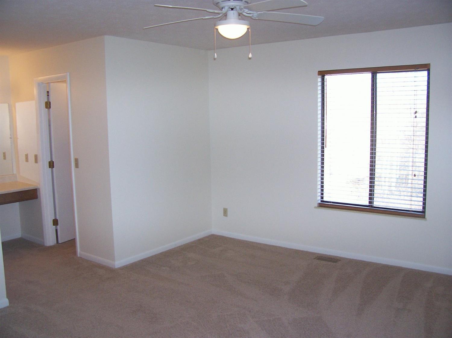 5022 Columbia Cir