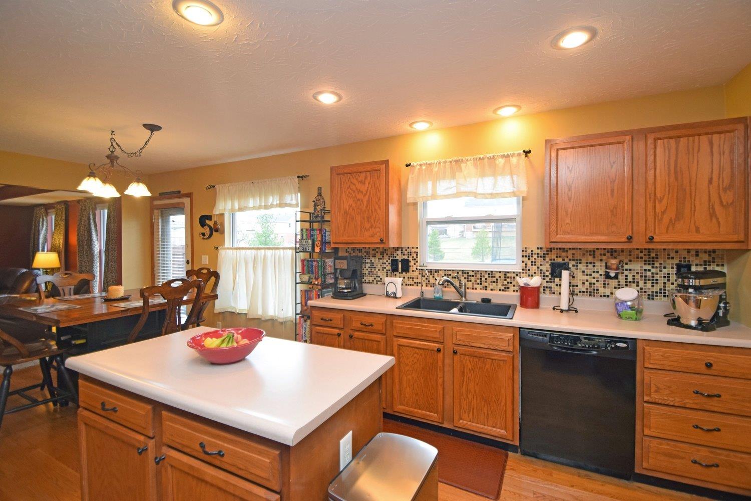 2781 Nadir Ct
