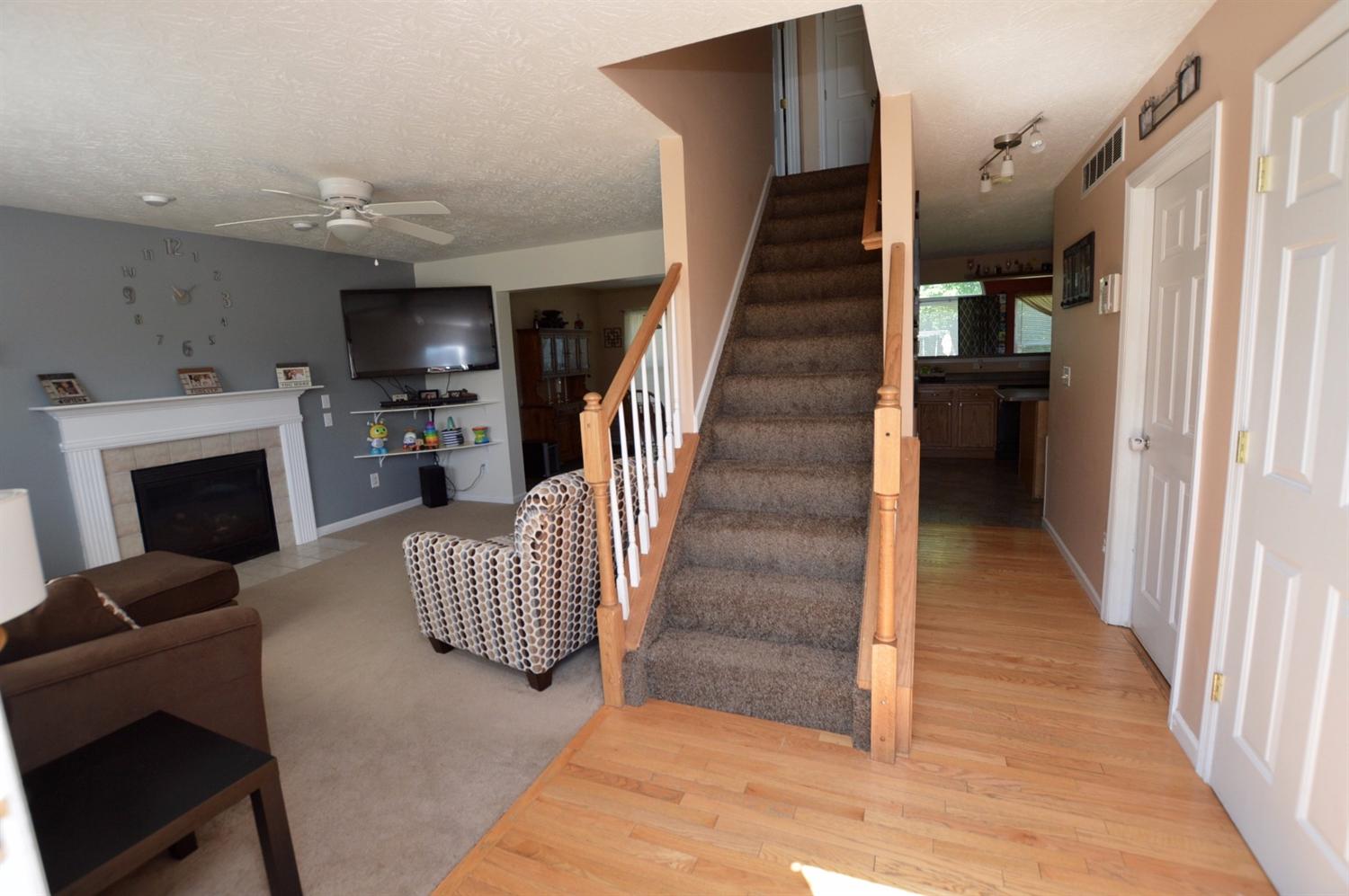 For Sale: 7649 Mourning Dove Ln Hamilton, OH 45011