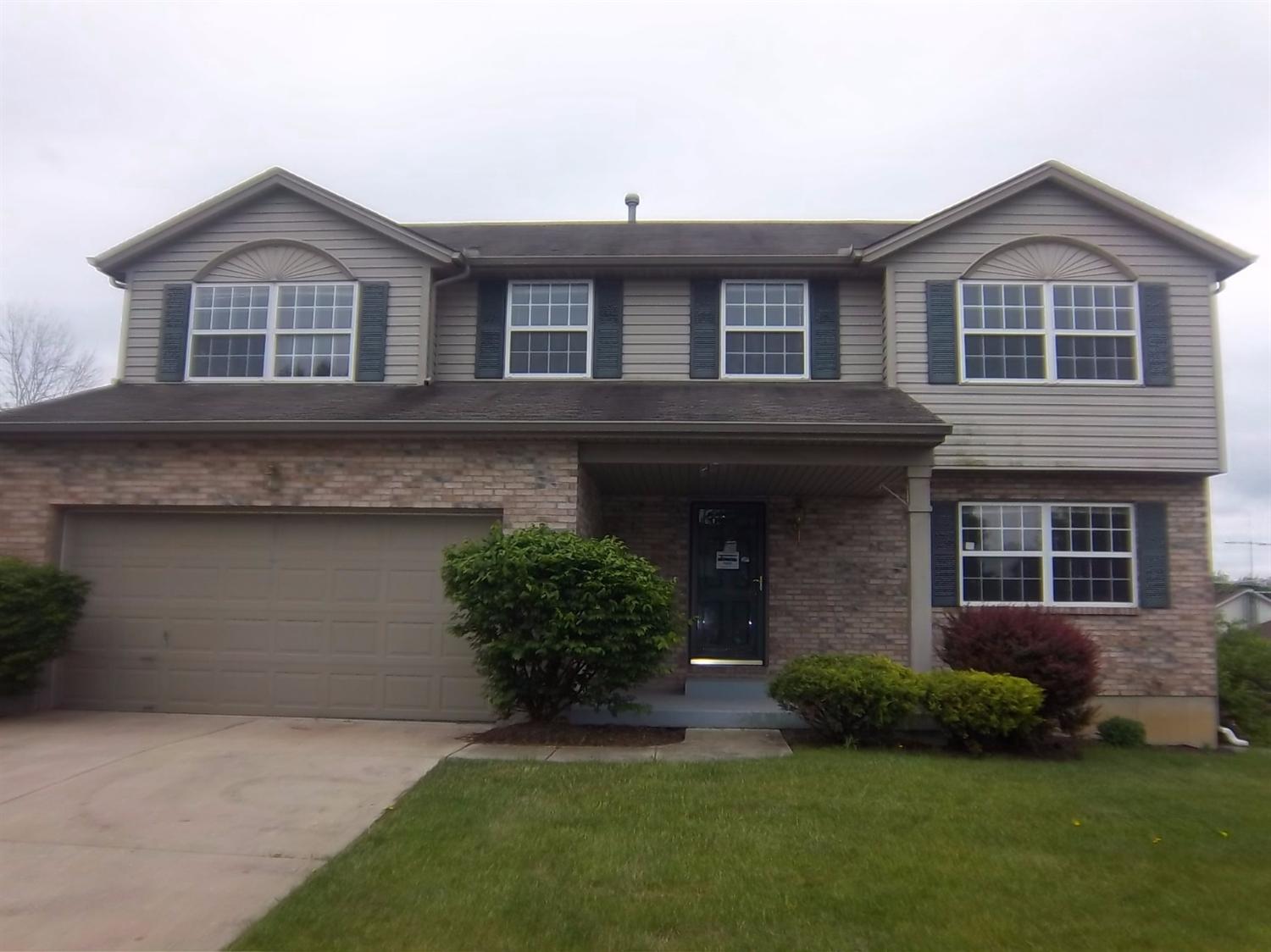 For Sale: 5710 Sebastian Ln Hamilton, OH 45011