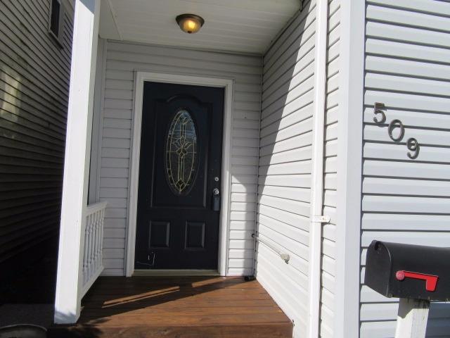 718 Ridgewood Ave