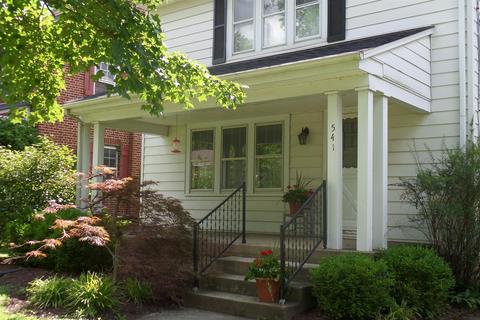 130 N F St