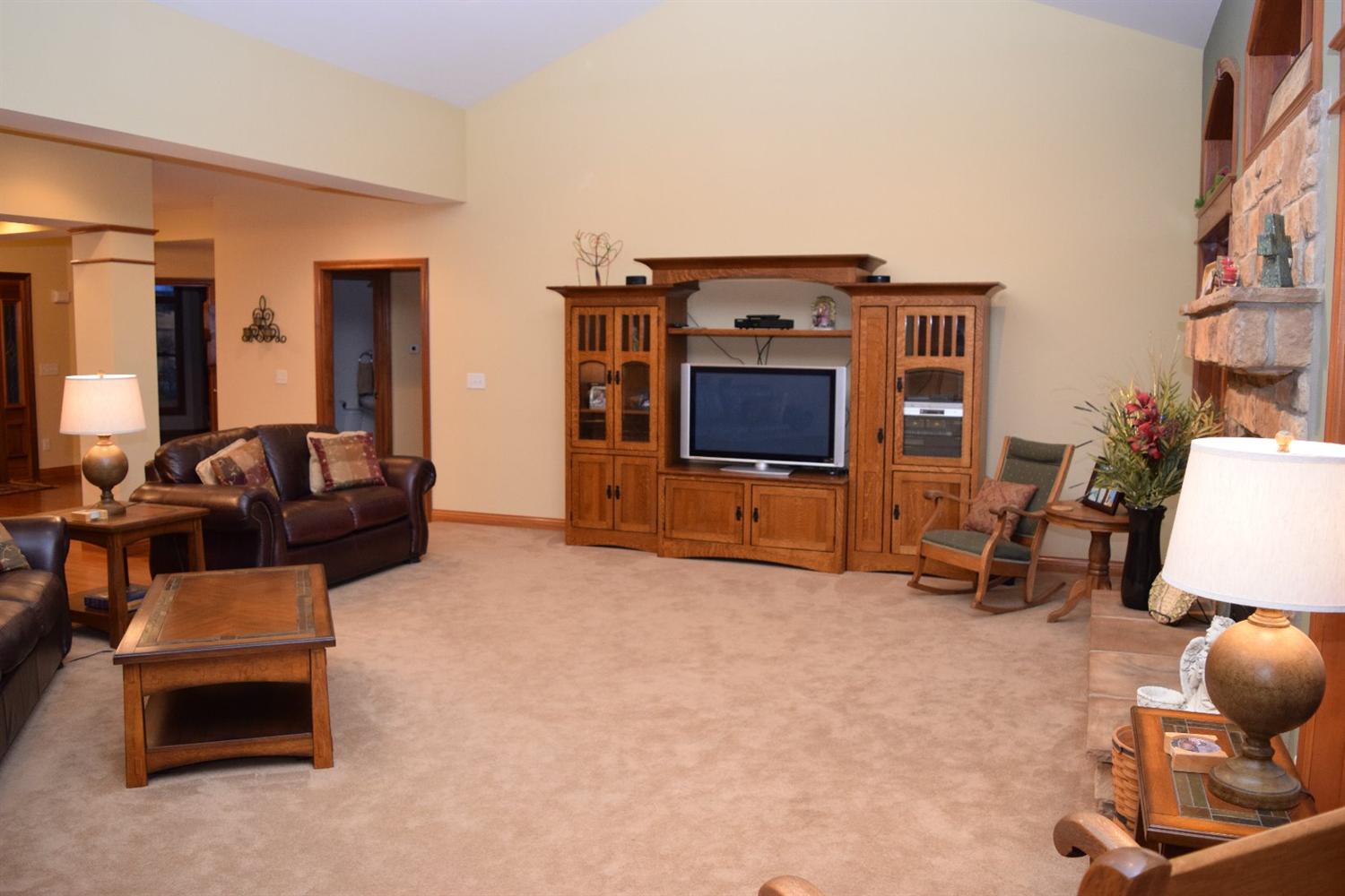 2447 Spring Orchard Ln