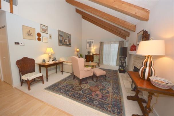 163 High Ridge Ct