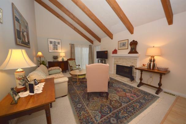 163 High Ridge Ct