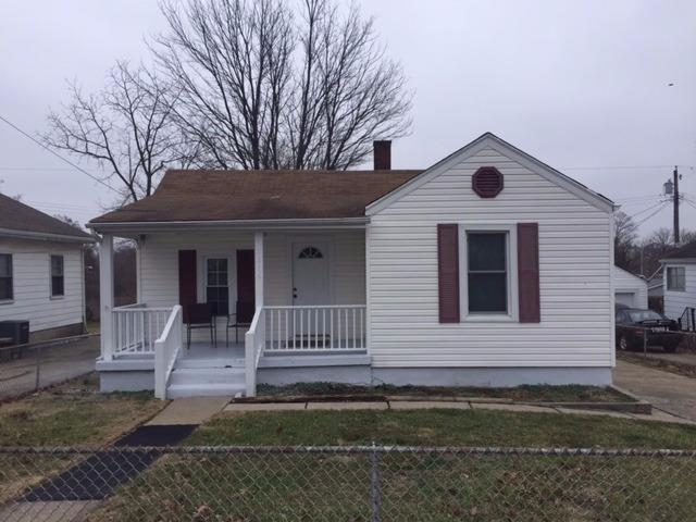 1306 Carver Pl