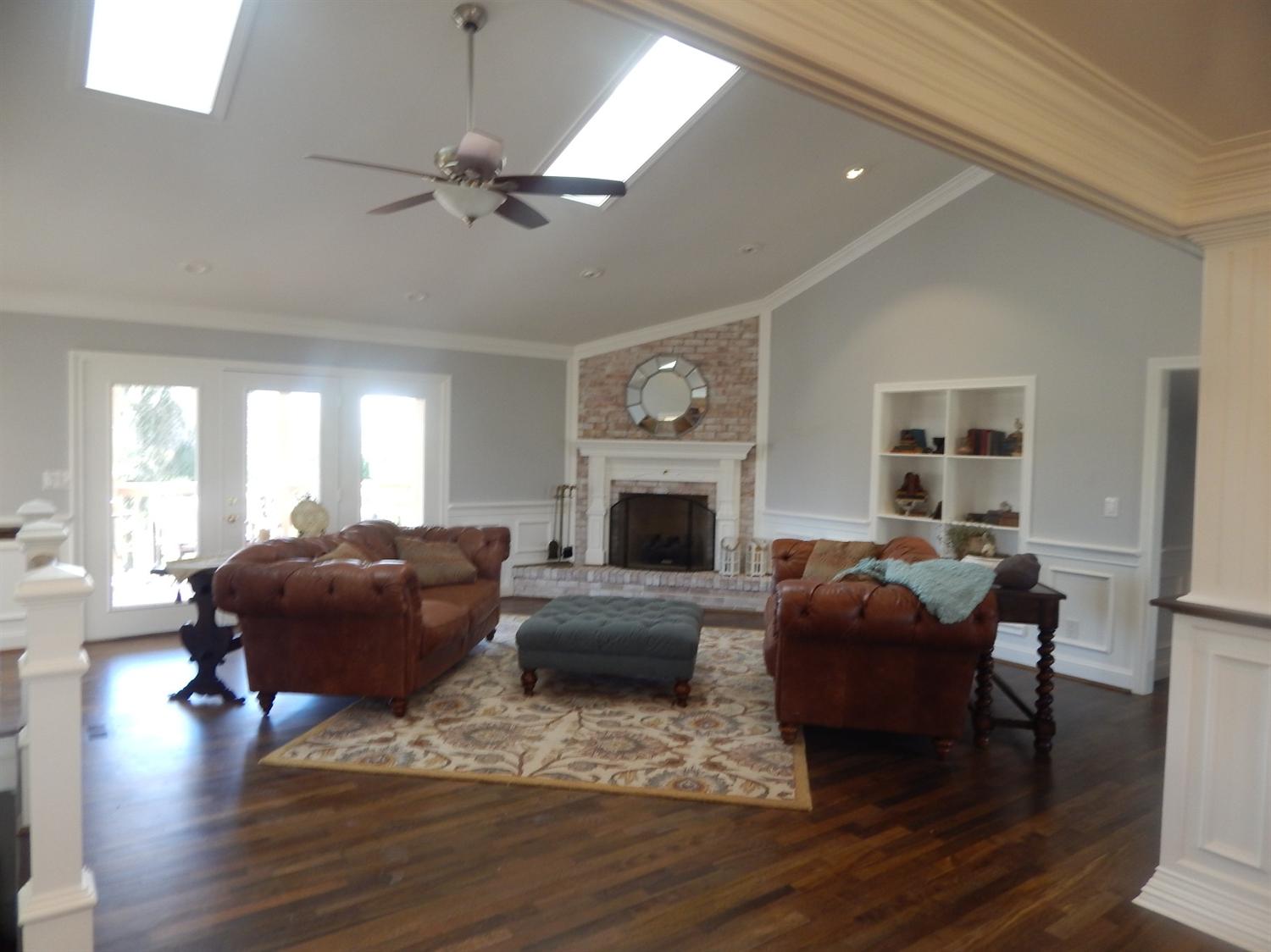 For Sale: 11688 Aristocrat Dr Harrison, OH 45030