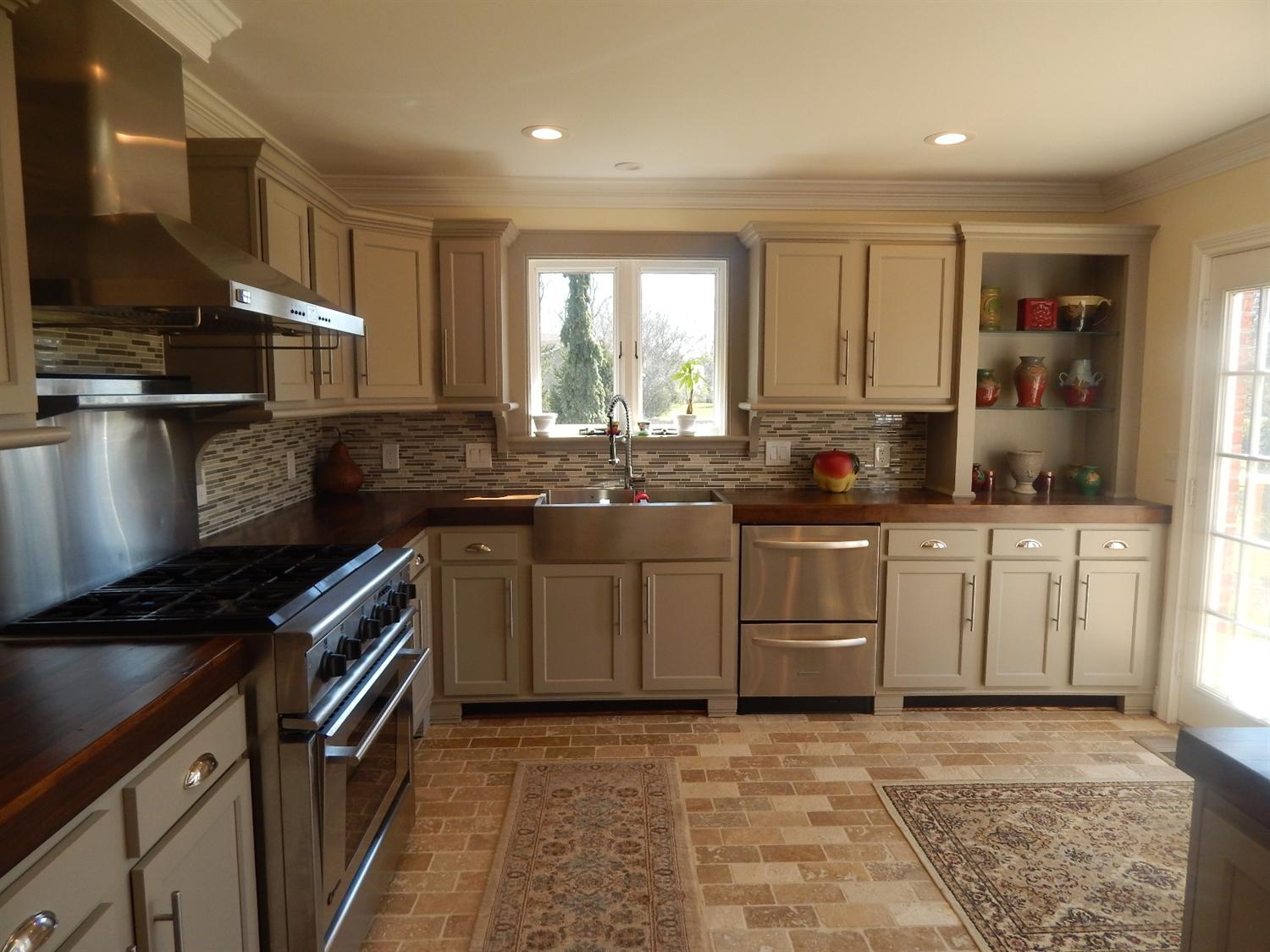 For Sale: 11688 Aristocrat Dr Harrison, OH 45030