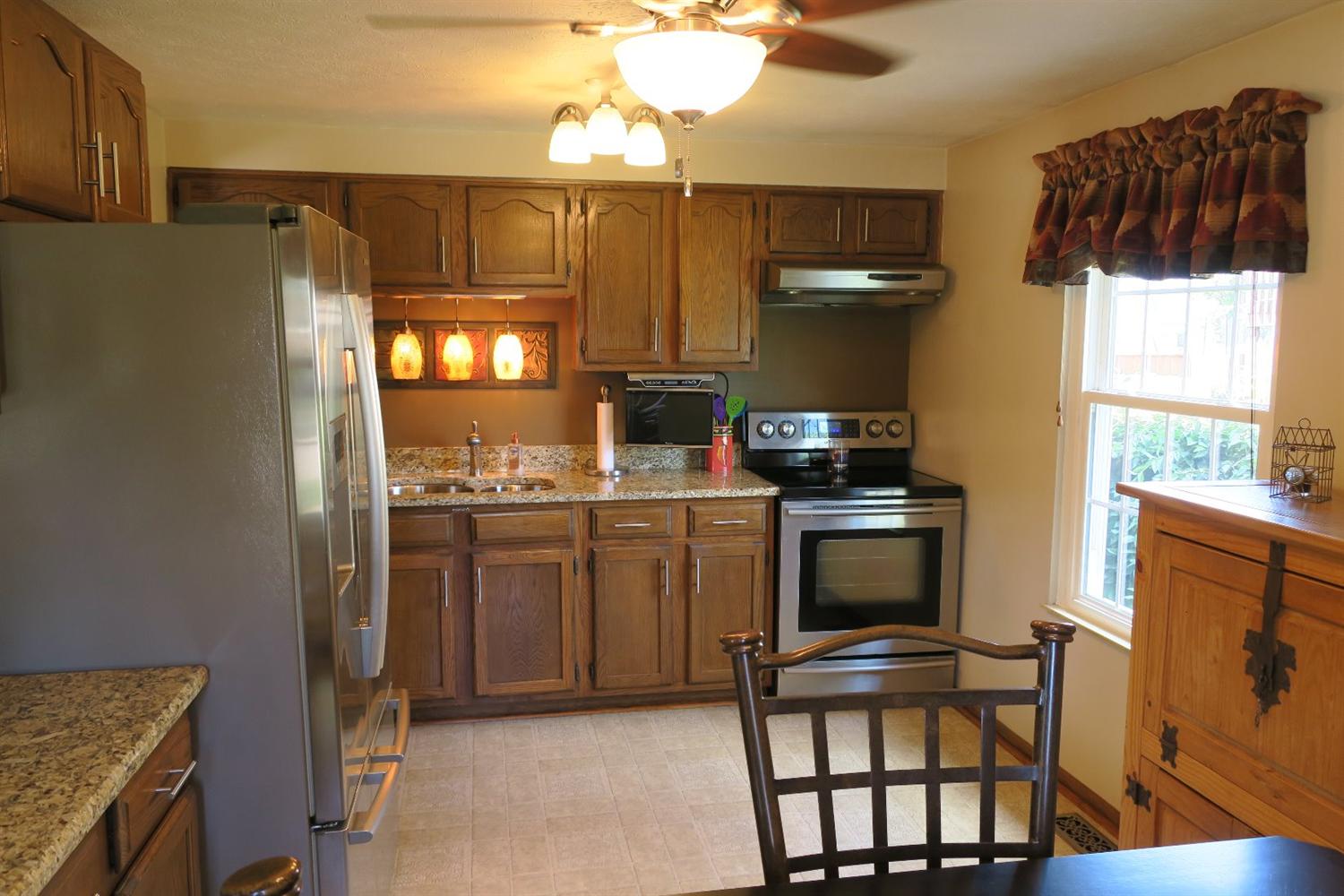 For Sale: 203 Country View Dr Harrison, OH 45030
