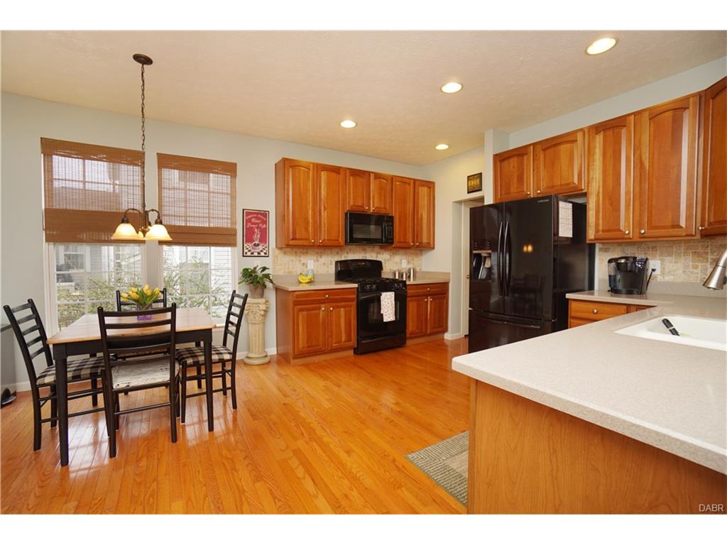 728 Harbor Dr