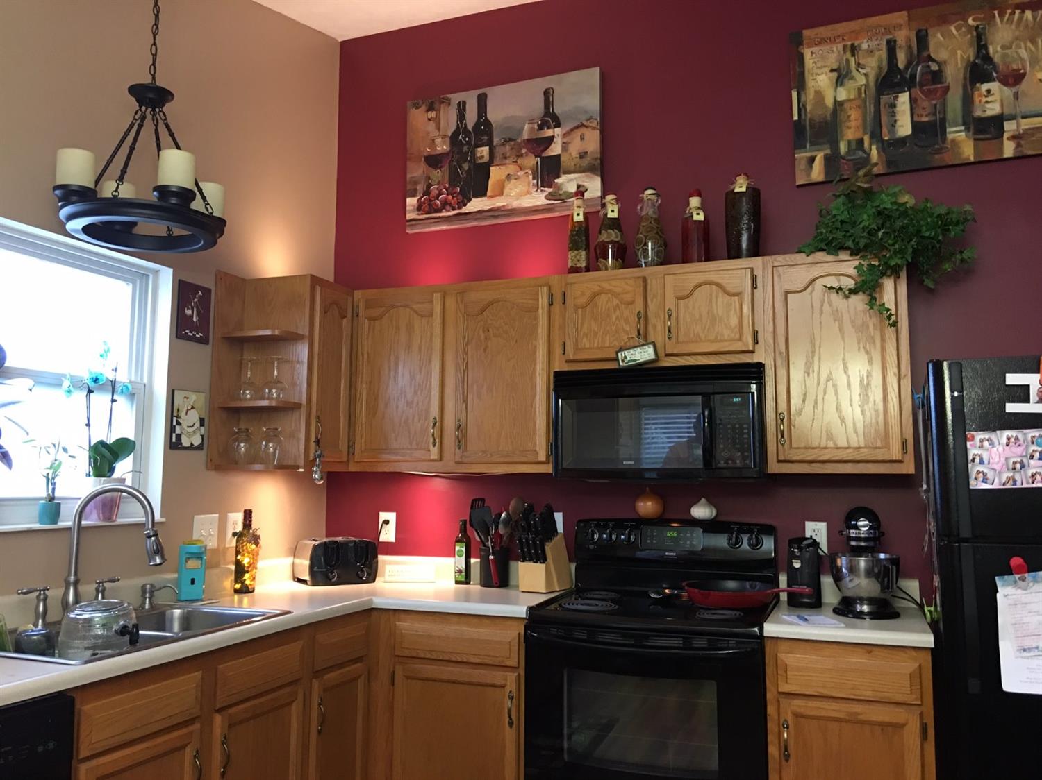 6 N Dryhill Ct
