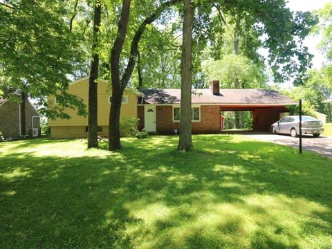 926 Carson Dr