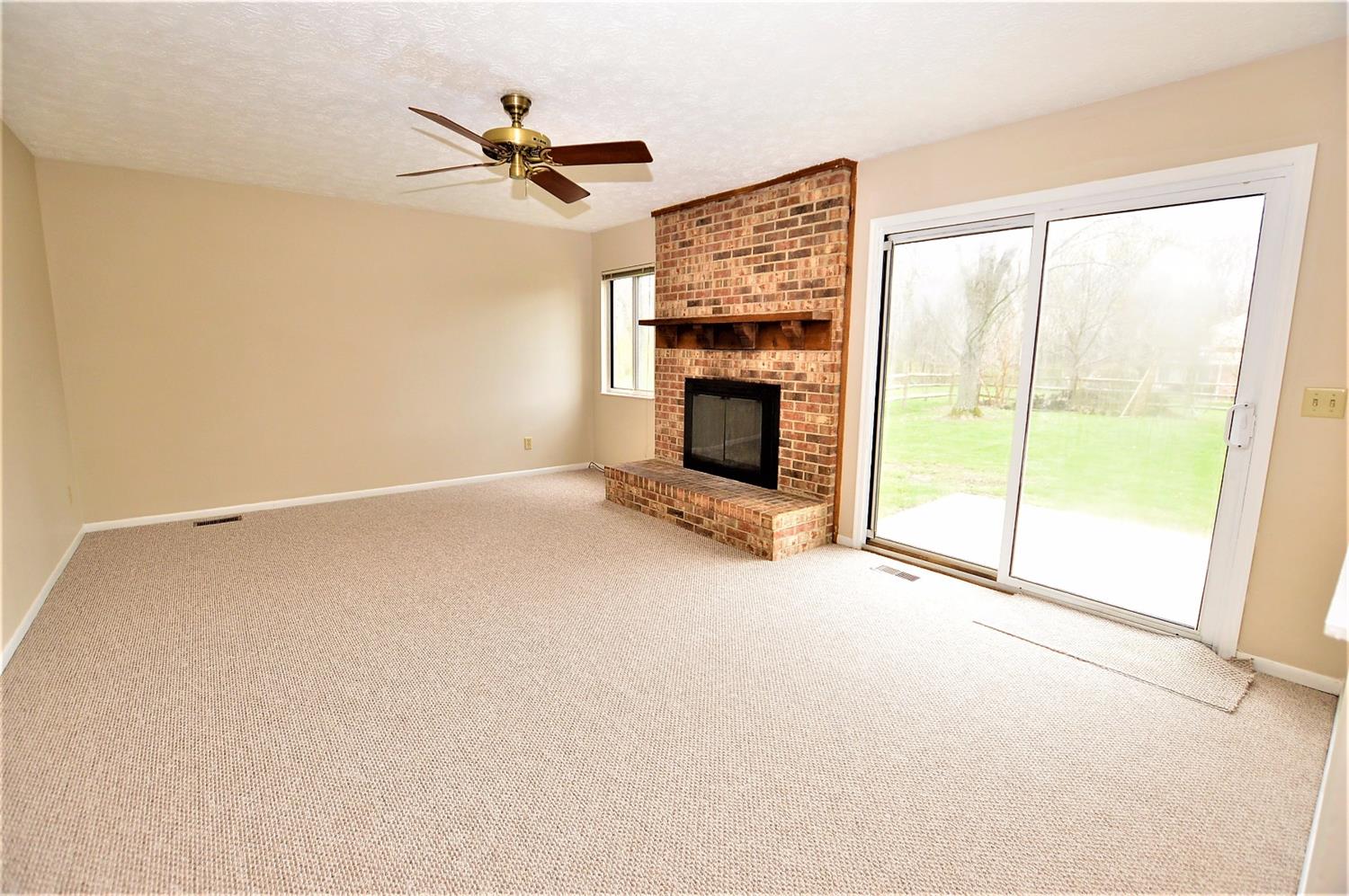 2857 Erin Ct