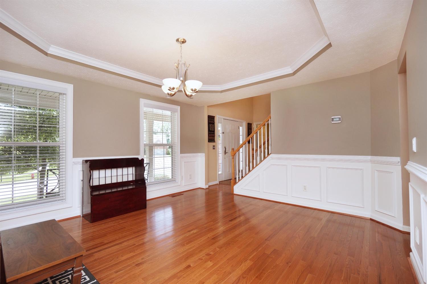 For Sale: 266 Red Cedar Ct Maineville, OH 45039