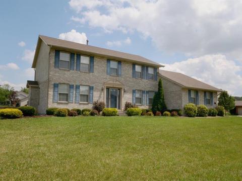 5718 Bryson Ln
