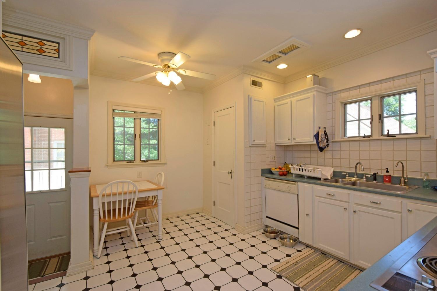 For Sale: 3113 Central Ave Middletown, OH 45044