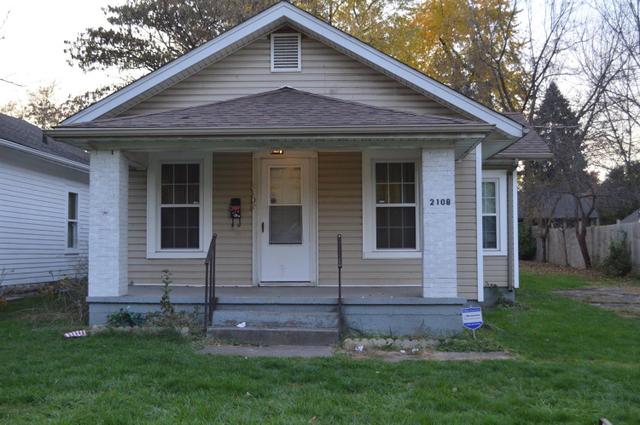 2711 Goldman Ave