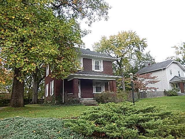 2711 Goldman Ave