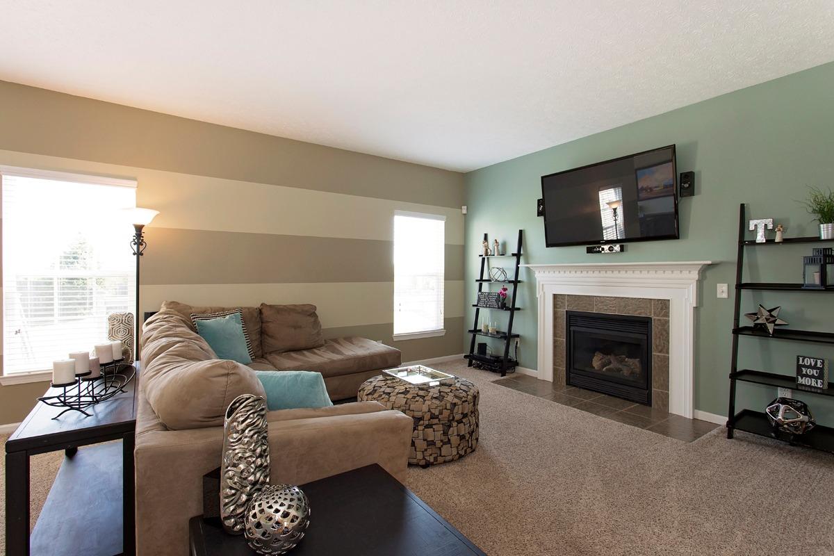 For Sale: 32 Village Ct Monroe, OH 45050