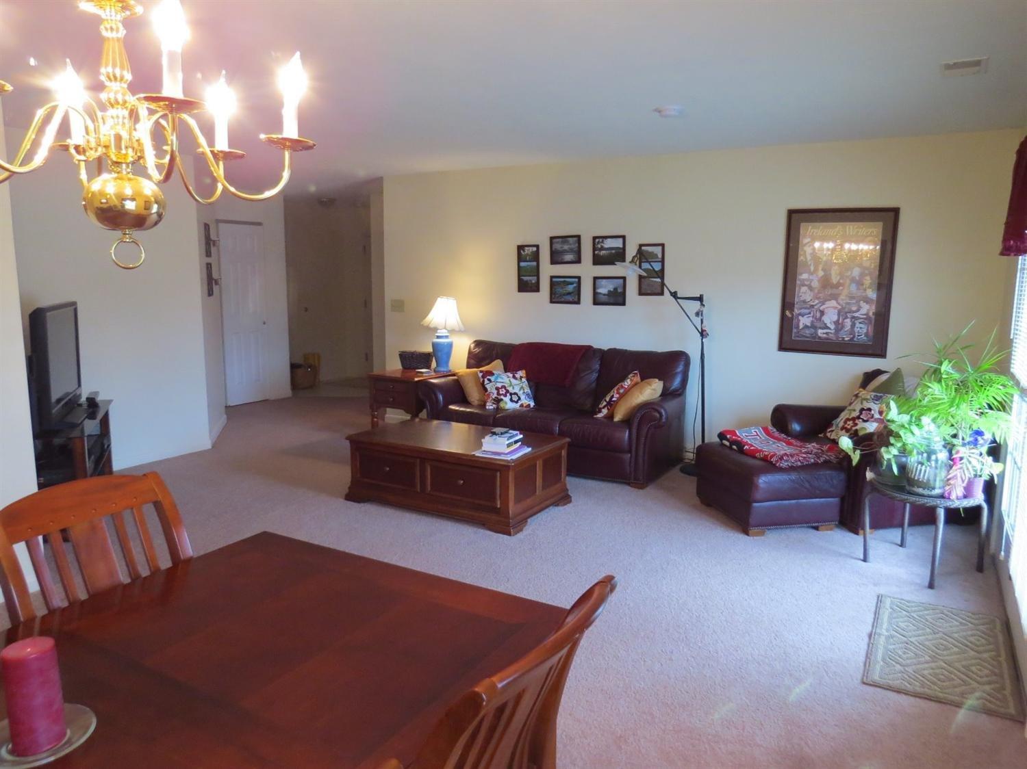 44 Indian Cove Cir #APT 2, Oxford OH 45056