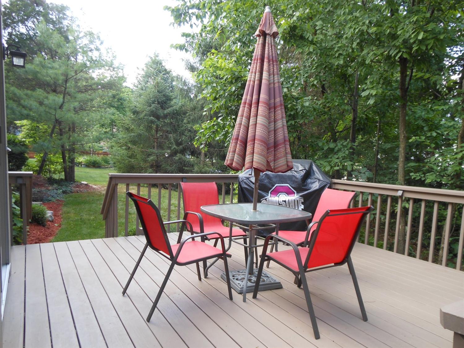 For Sale: 8626 Ridge Creek Ct Springboro, OH 45066