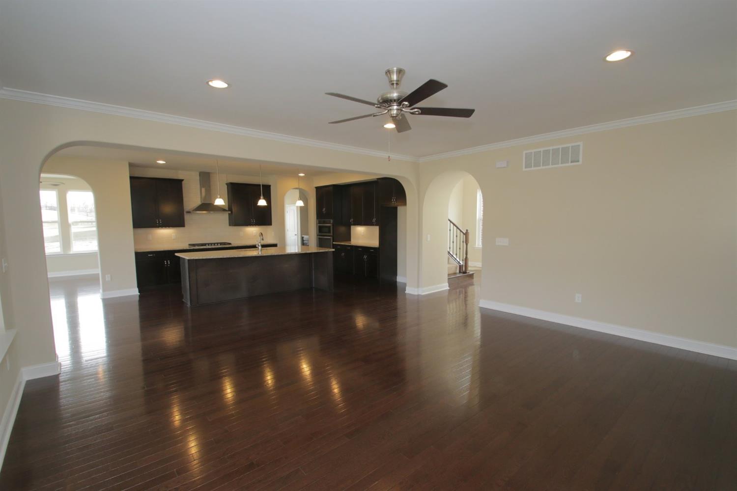 4623 Brighton Ln