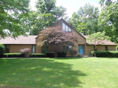 8006 Bennington Dr