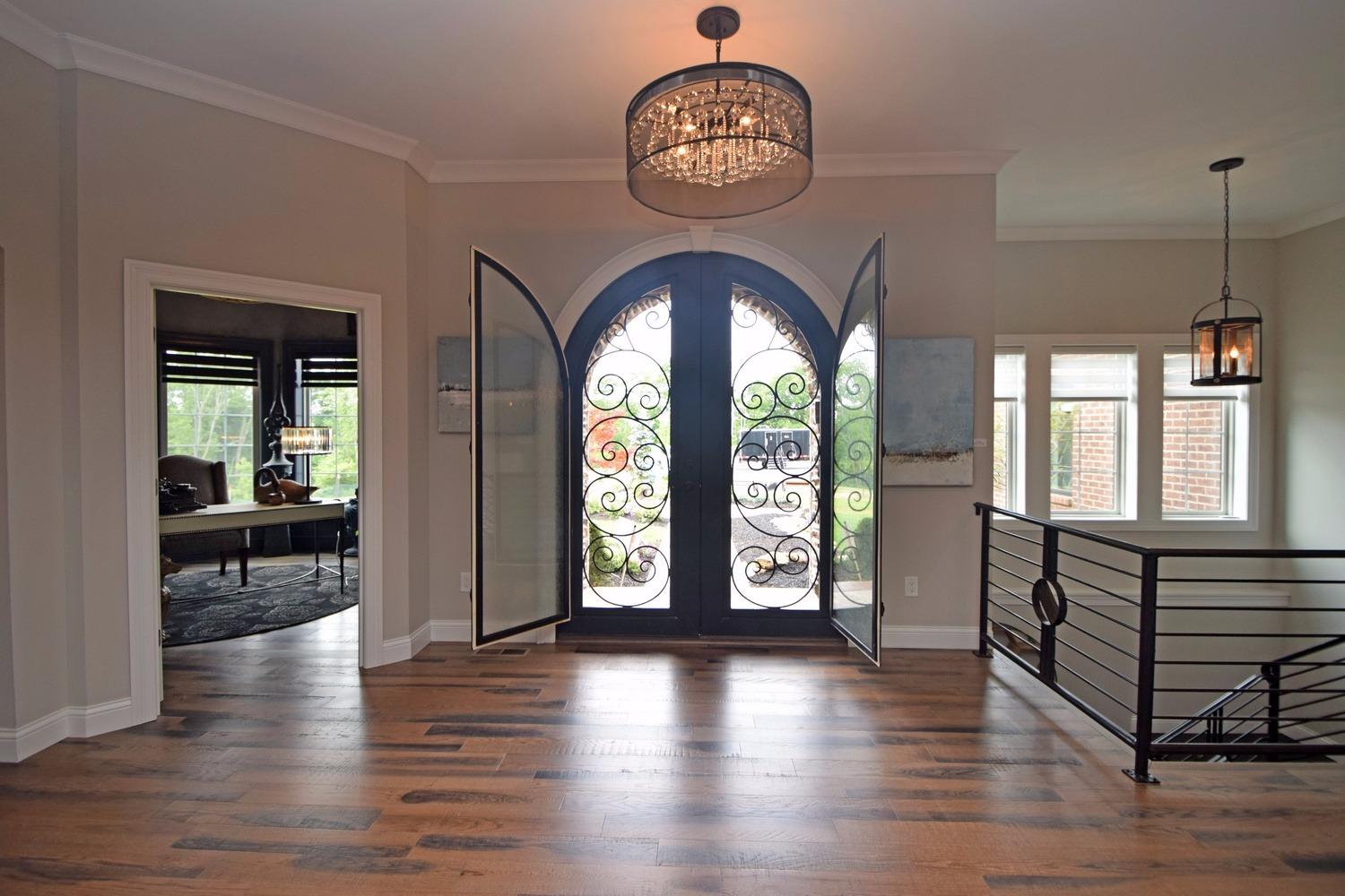 For Sale: 7184 Laurel Oaks Dr West Chester, OH 45069