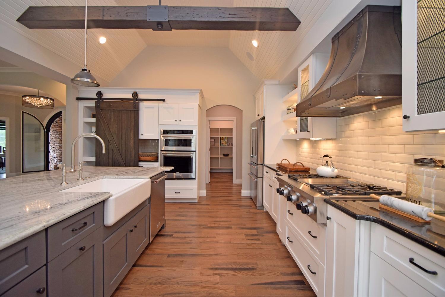 For Sale: 7184 Laurel Oaks Dr West Chester, OH 45069