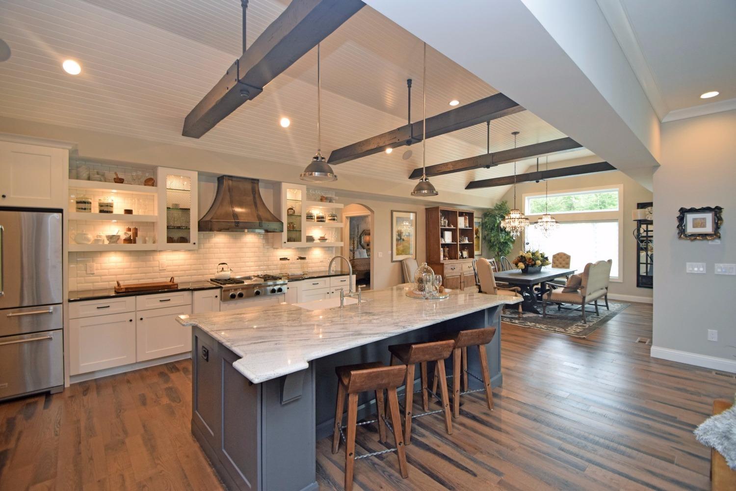 For Sale: 7184 Laurel Oaks Dr West Chester, OH 45069