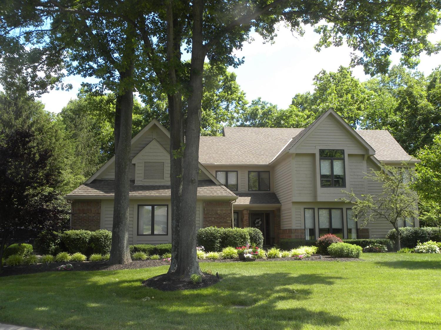 For Sale: 5370 Woods Edge Ct West Chester, OH 45069