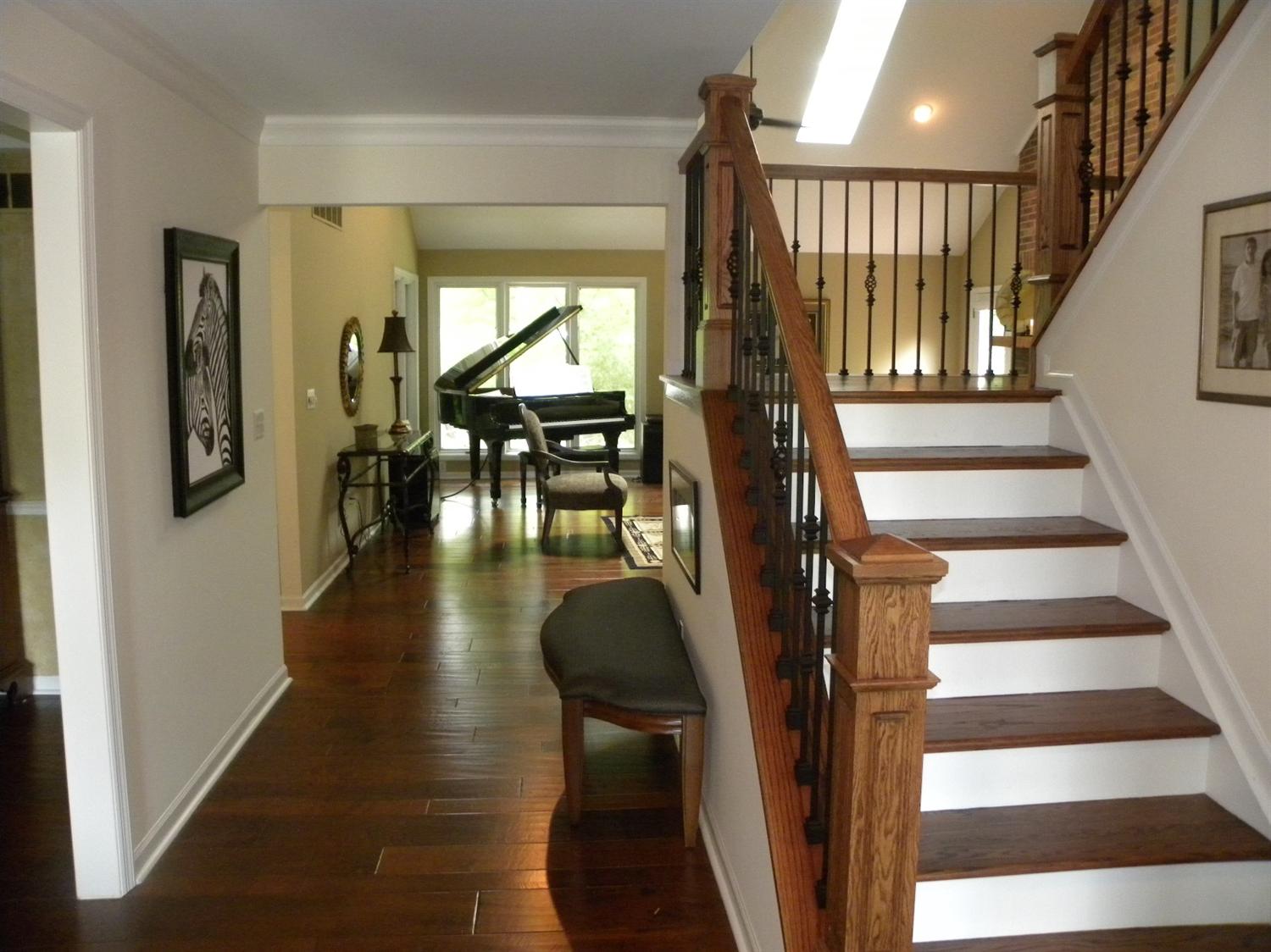 For Sale: 5370 Woods Edge Ct West Chester, OH 45069