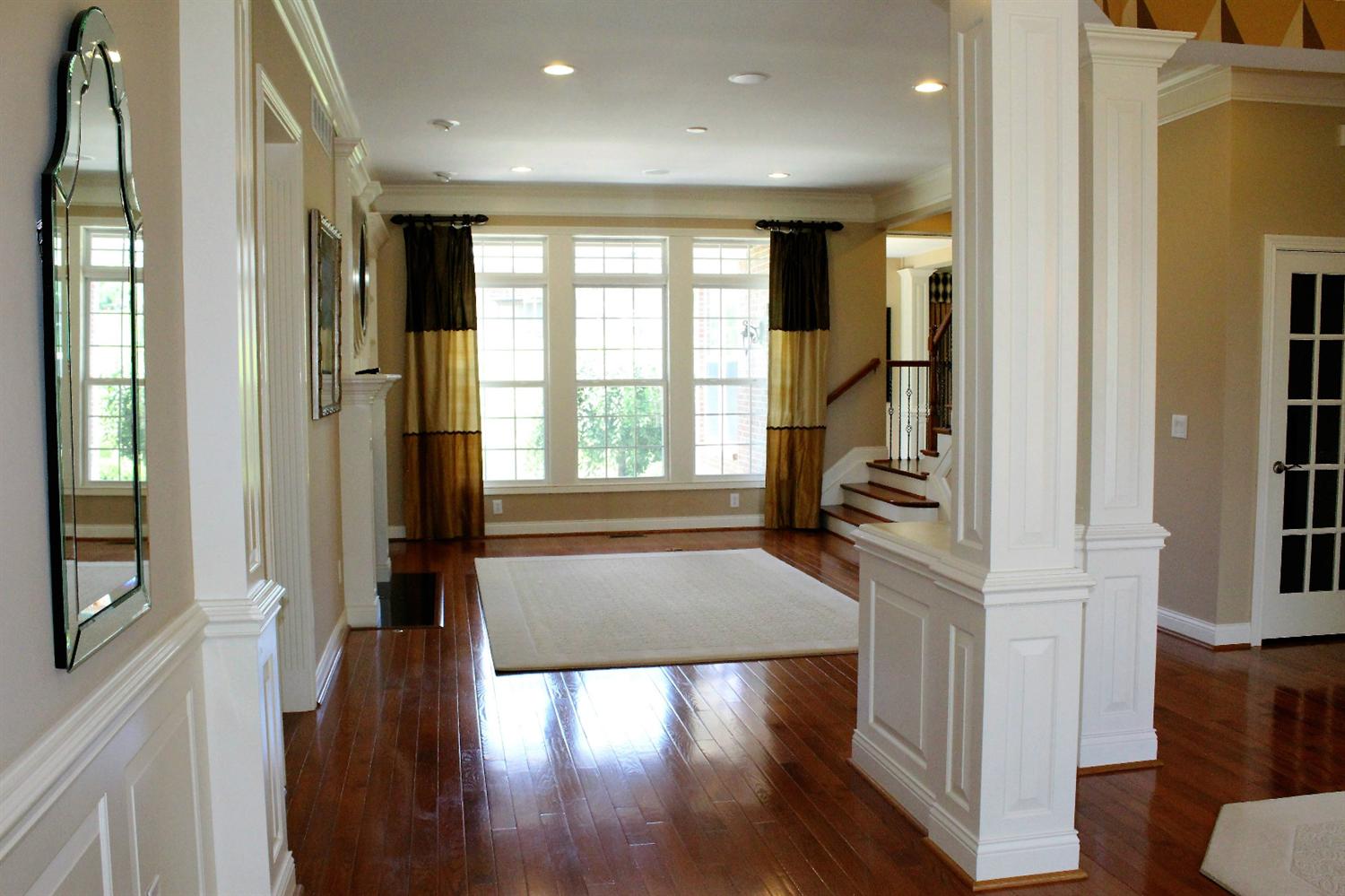 For Sale: 7715 Foxchase Dr West Chester, OH 45069